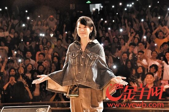 刘若英在大学生中拥有极高人气