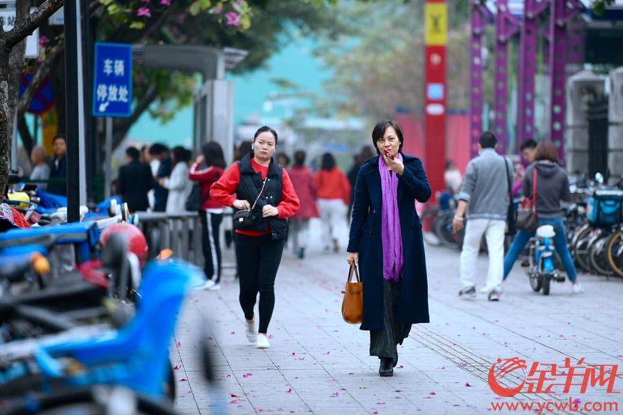 12月19日,受冷空气影响,广州气温急降.