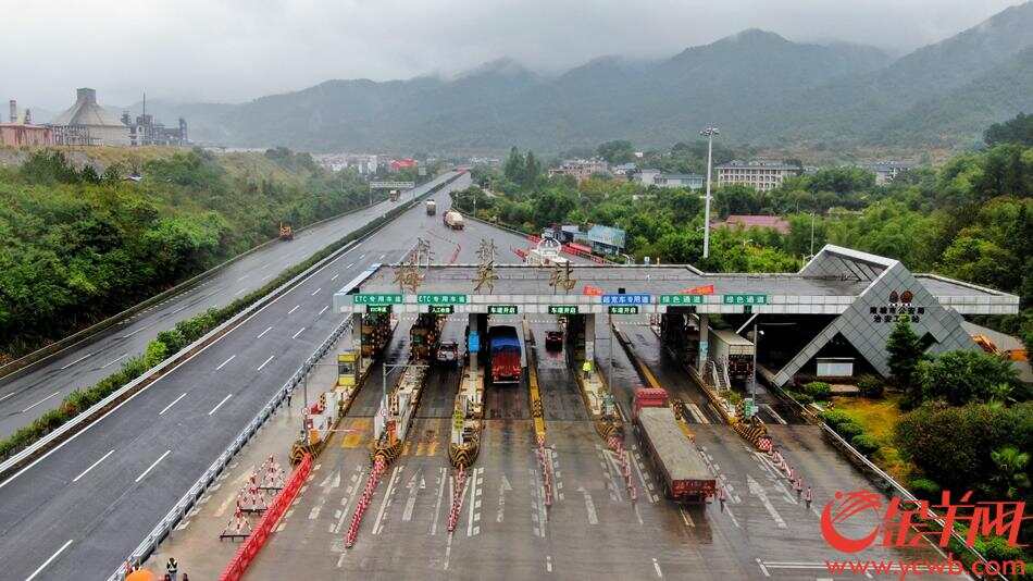 广东已有16省界主线站拆除完工