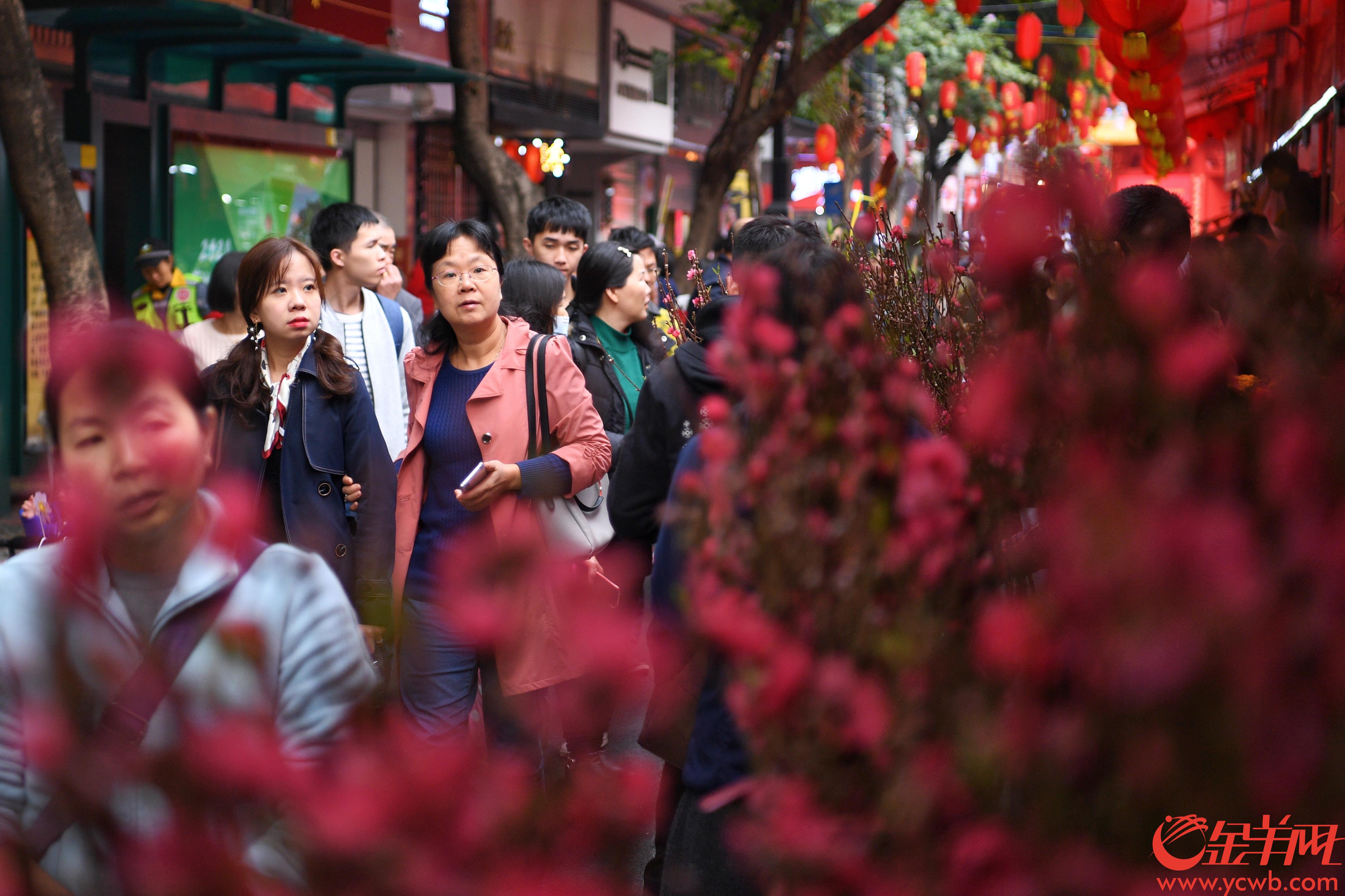 广州越秀花市欢乐开锣