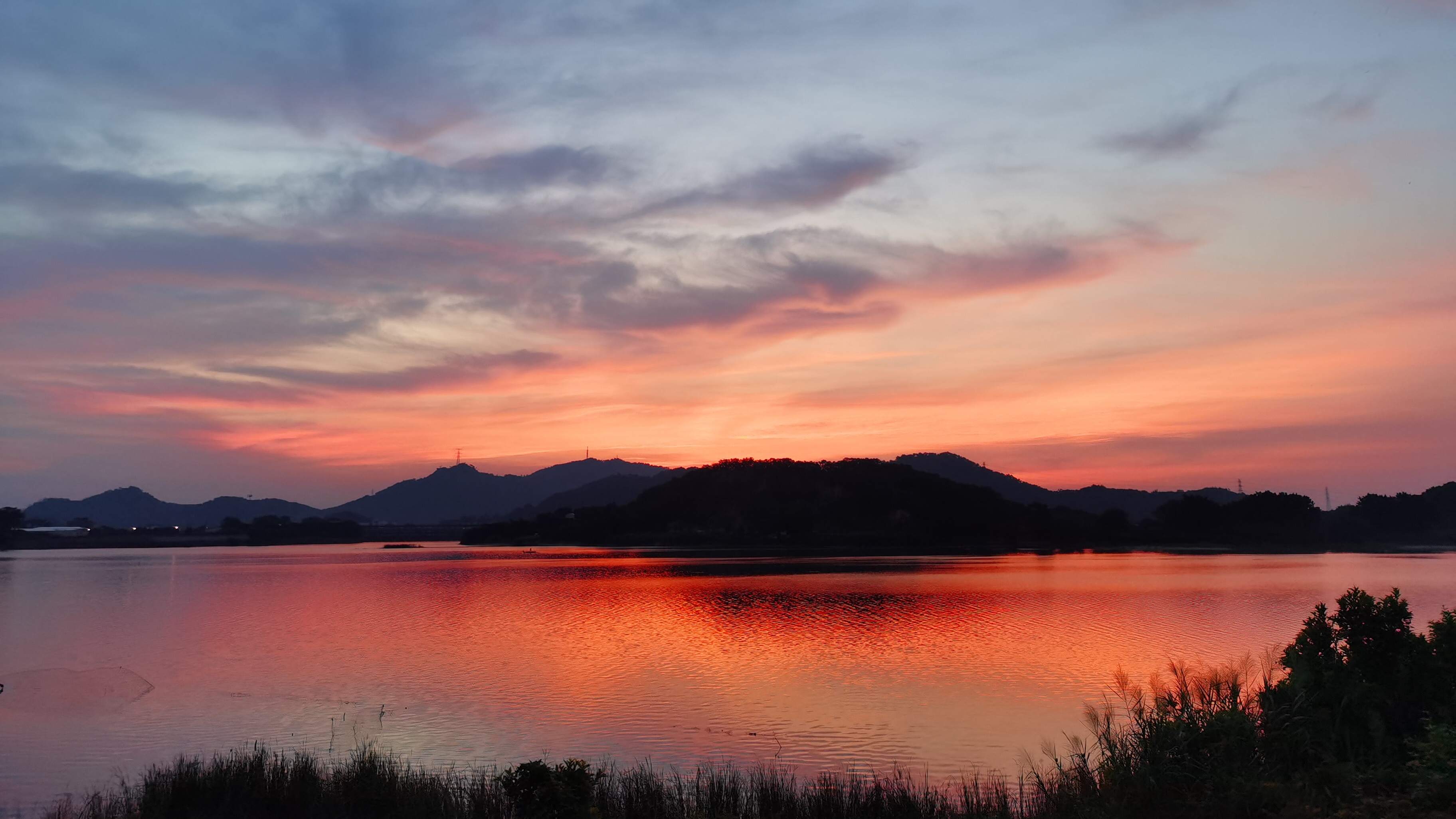 汕头秋水无痕满江红