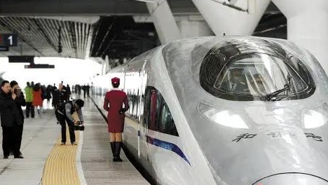 广铁端午小长假运输启动 广东各大车站充分挖掘运力