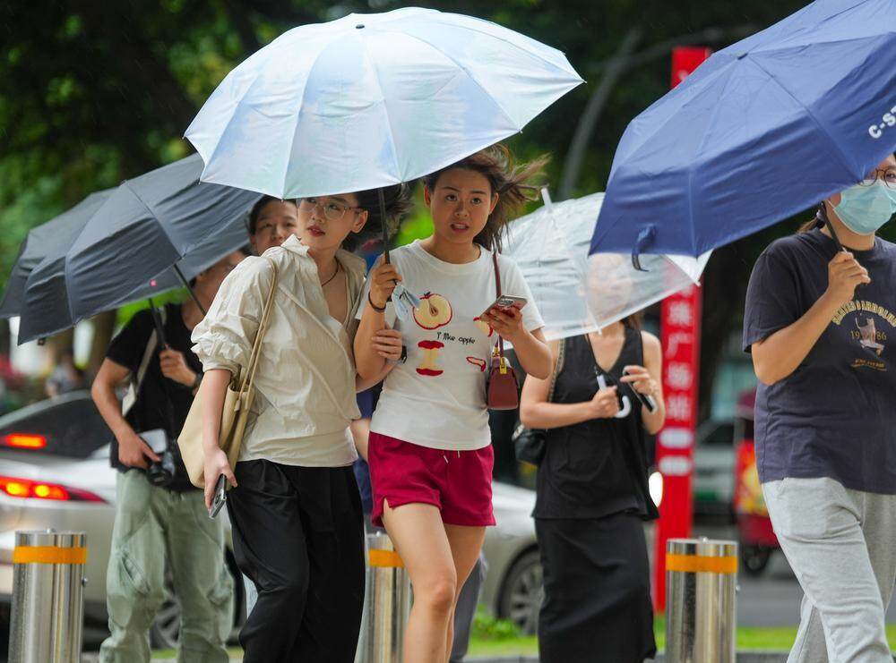 温度记｜每逢周末必下雨？广东雷雨开启霸屏模式