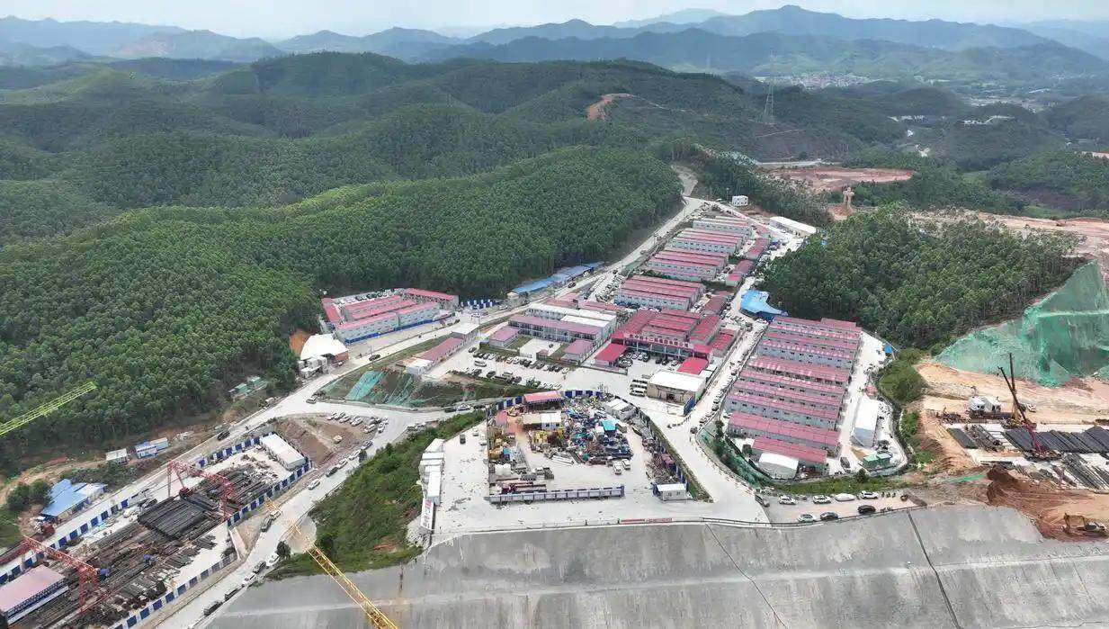 珠三角枢纽机场航站楼下方高铁站或于明年先行开放